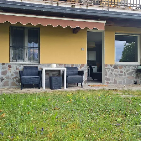 Civico 25, Carcioni - *